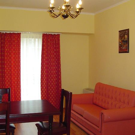 Hotel Europa Ploieşti Rum bild